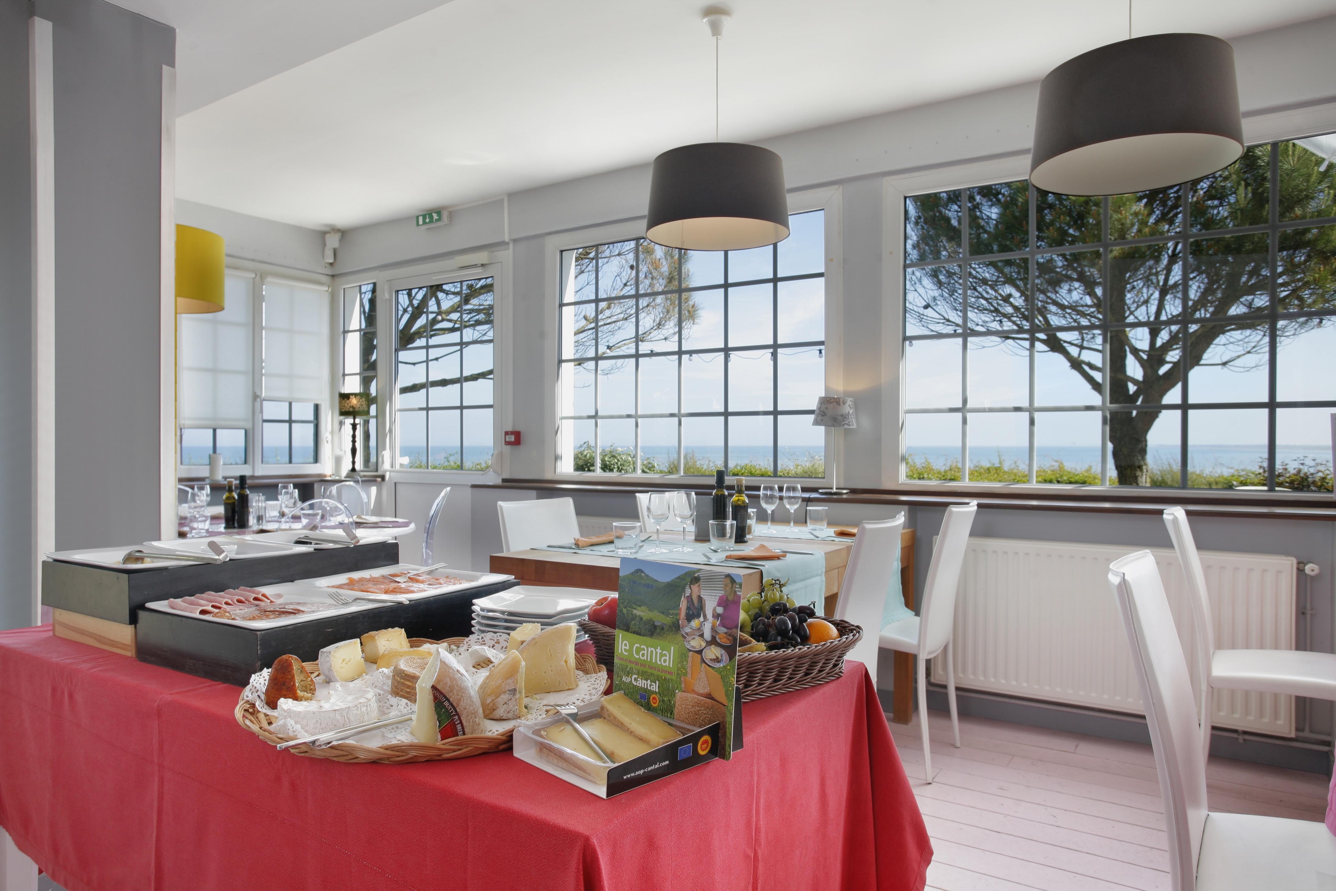 The Originals Hotel Le Cise Restaurant Chambres Et Suites Ault Eksteriør bilde
