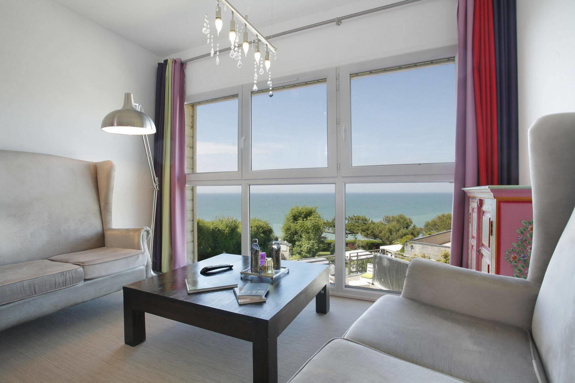 The Originals Hotel Le Cise Restaurant Chambres Et Suites Ault Eksteriør bilde